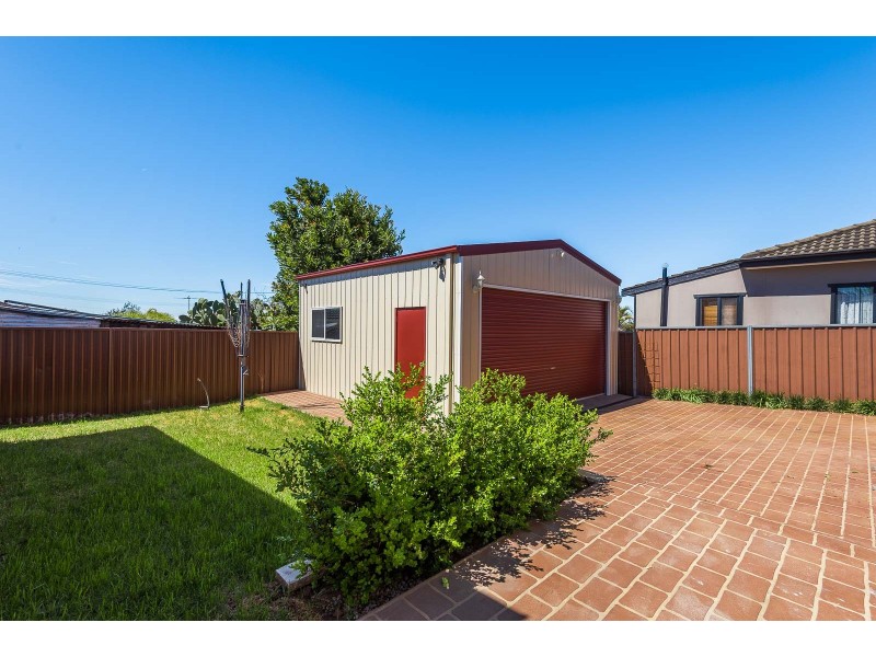17 Corryong Street, Fairfield West NSW 2165