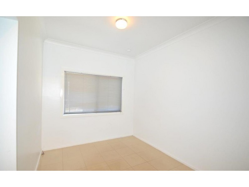 Fairfield West NSW 2165