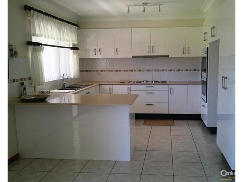 23 Hawthorne Street, St Johns Park NSW 2176