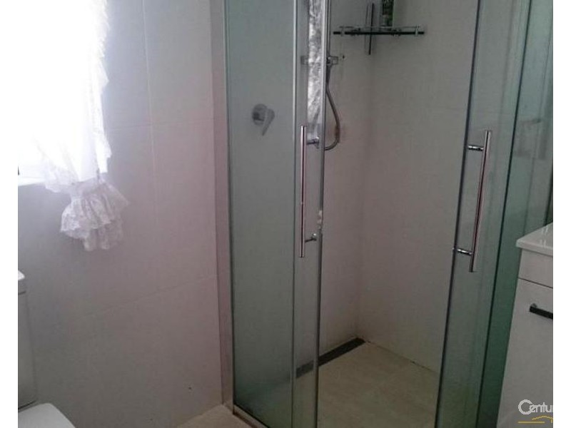 23 Hawthorne Street, St Johns Park NSW 2176