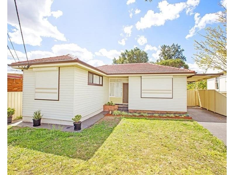 4 Amadio Place, Mount Pritchard NSW 2170