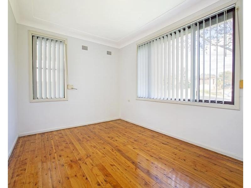 4 Amadio Place, Mount Pritchard NSW 2170