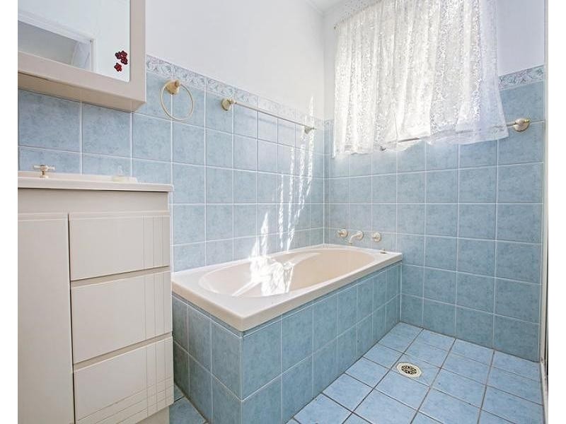 4 Amadio Place, Mount Pritchard NSW 2170