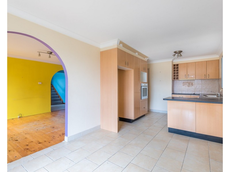 10 Winburndale Road, Wakeley NSW 2176