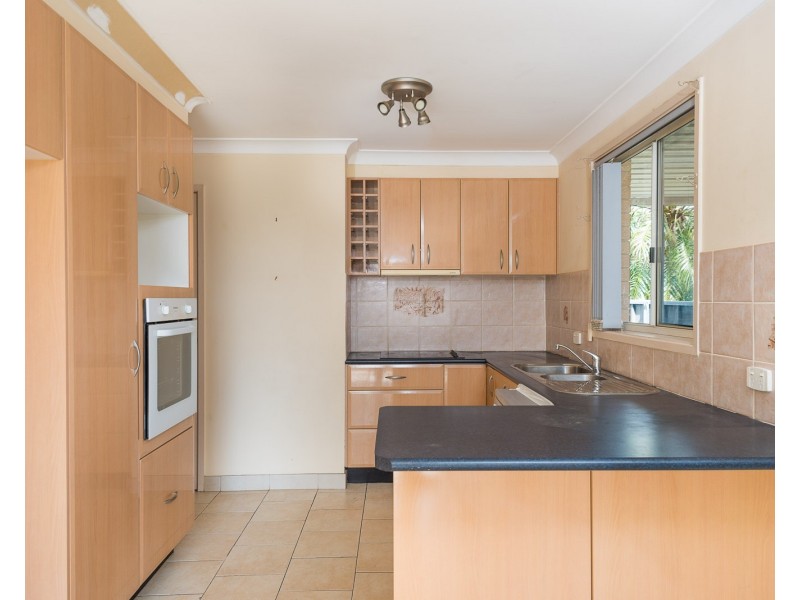 10 Winburndale Road, Wakeley NSW 2176
