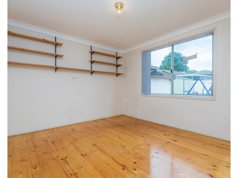 10 Winburndale Road, Wakeley NSW 2176