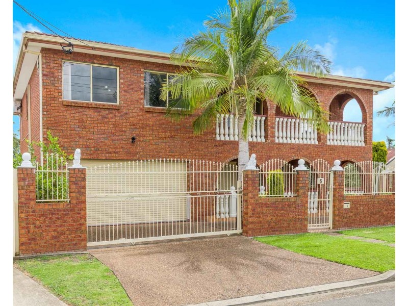 5 Victory Street, Fairfield East NSW 2165