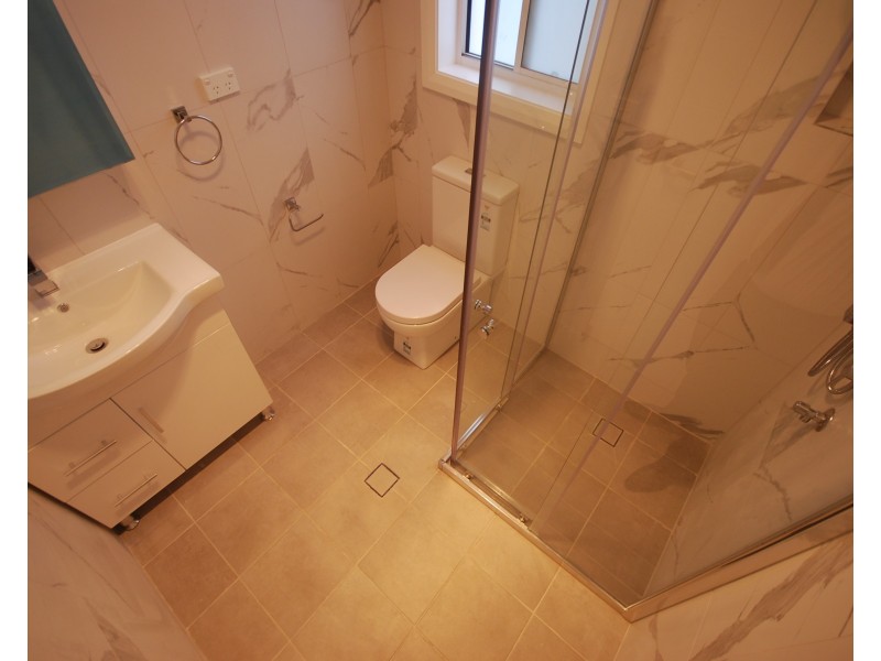 Edensor Park NSW 2176