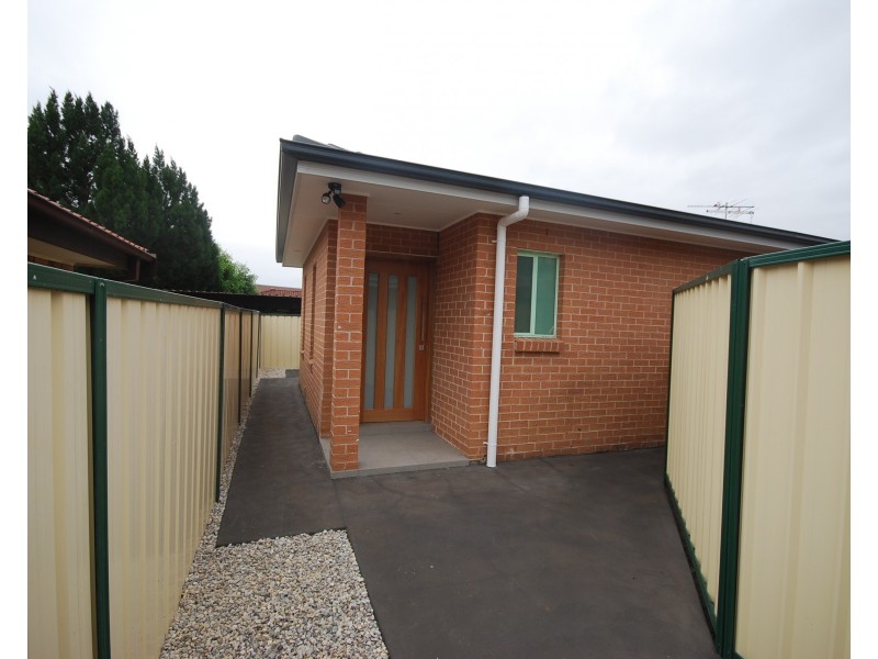 Edensor Park NSW 2176