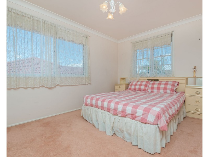45 Kingfisher Avenue, Bossley Park NSW 2176