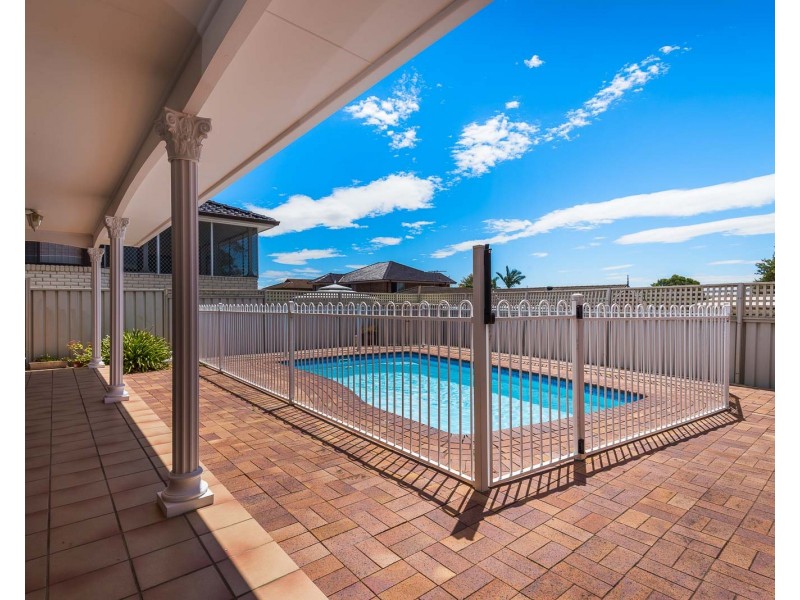 45 Kingfisher Avenue, Bossley Park NSW 2176