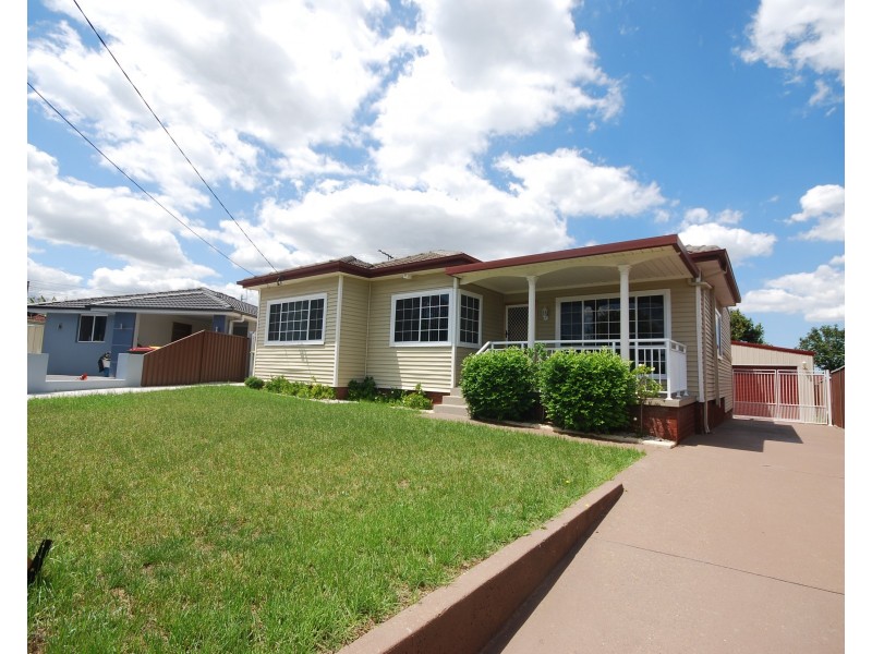 Fairfield West NSW 2165