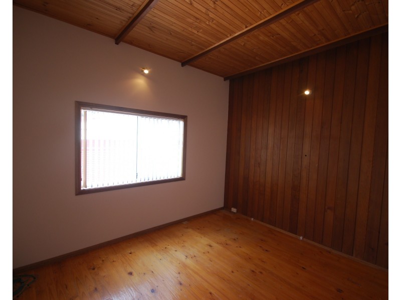 Fairfield West NSW 2165