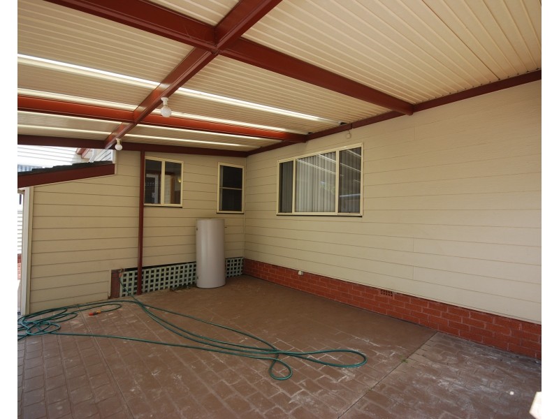 Fairfield West NSW 2165