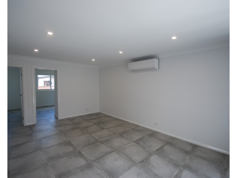 Fairfield West NSW 2165