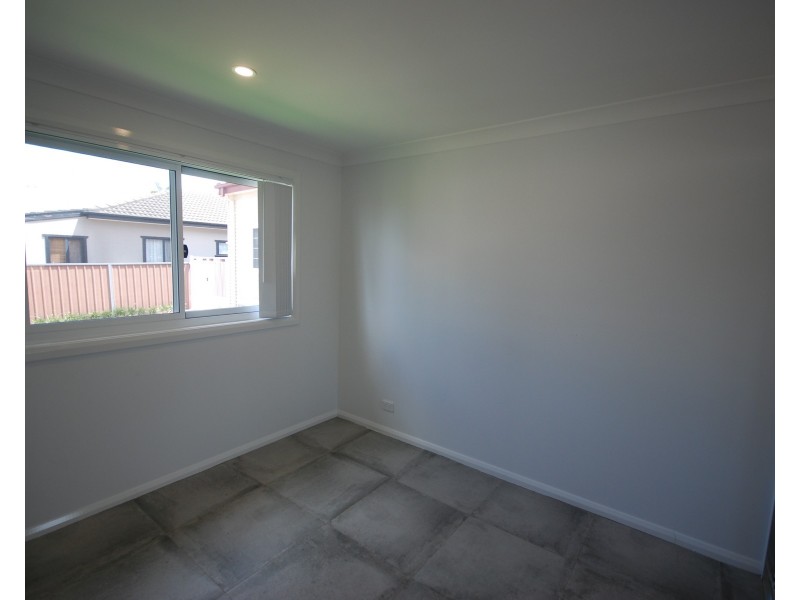 Fairfield West NSW 2165