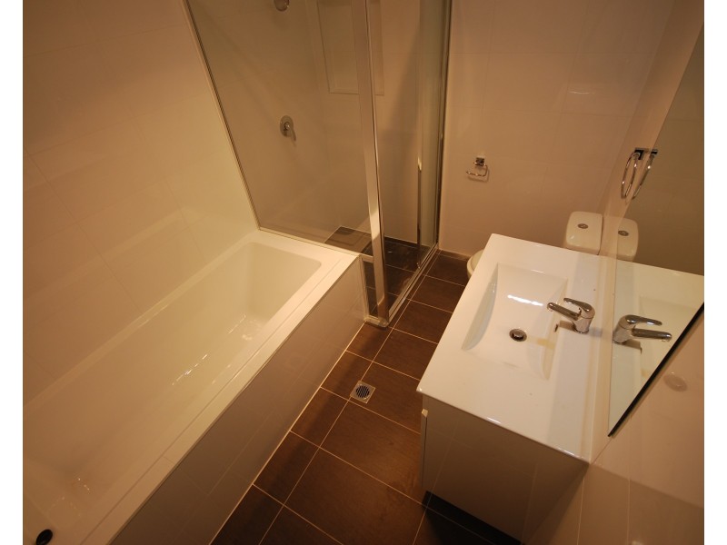 8/106 Chifley Street, Smithfield NSW 2164