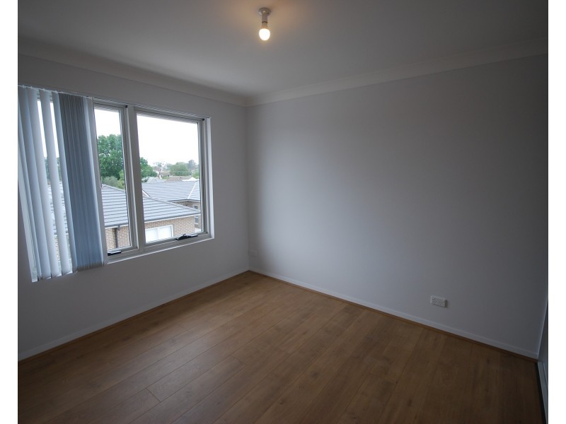 8/106 Chifley Street, Smithfield NSW 2164