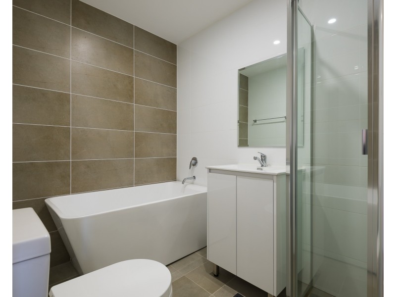 102/17-21 The Crescent, Fairfield NSW 2165