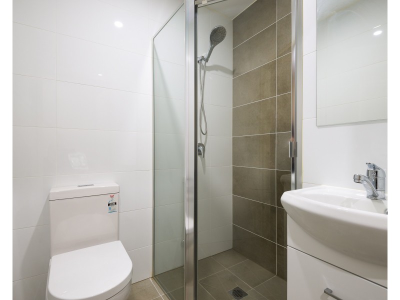 102/17-21 The Crescent, Fairfield NSW 2165