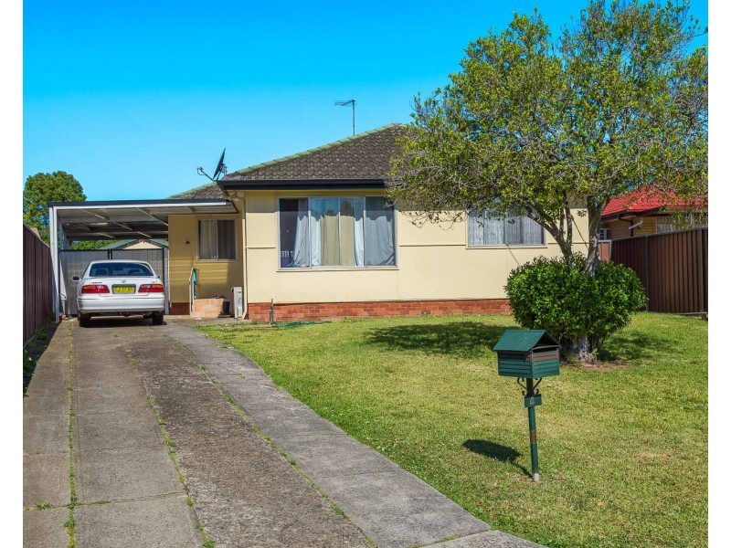 4 Chelsea Drive, Canley Heights NSW 2166