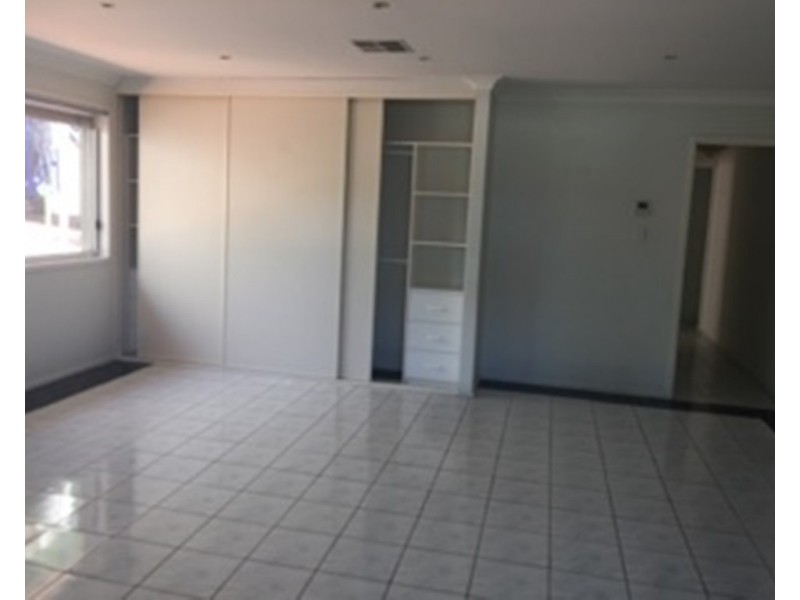 Bossley Park NSW 2176