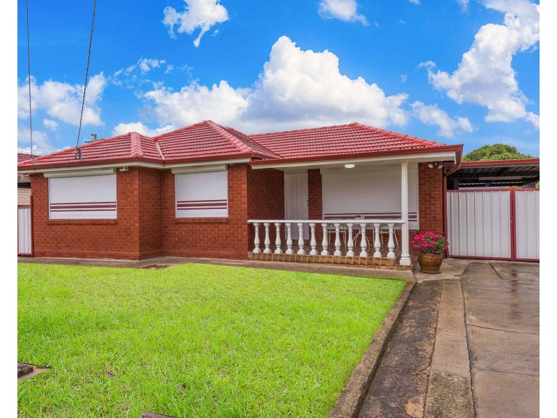 4 Gregory Street, Fairfield West NSW 2165