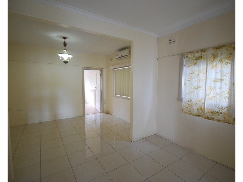 Fairfield East NSW 2165