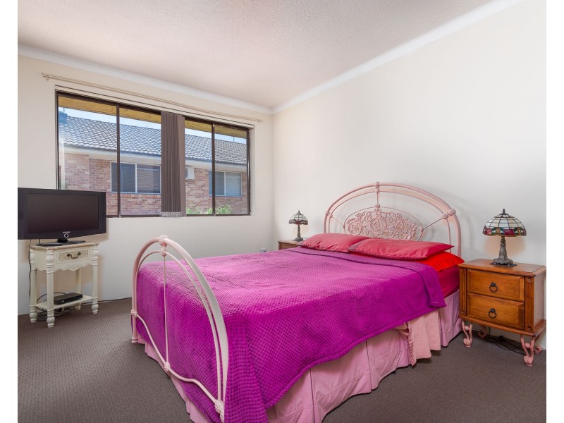 2/262 River Avenue, Carramar NSW 2163