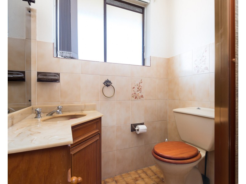 2/262 River Avenue, Carramar NSW 2163