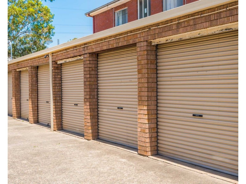 2/262 River Avenue, Carramar NSW 2163