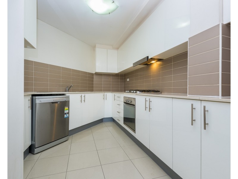 2/286-292 Fairfield Street, Fairfield NSW 2165