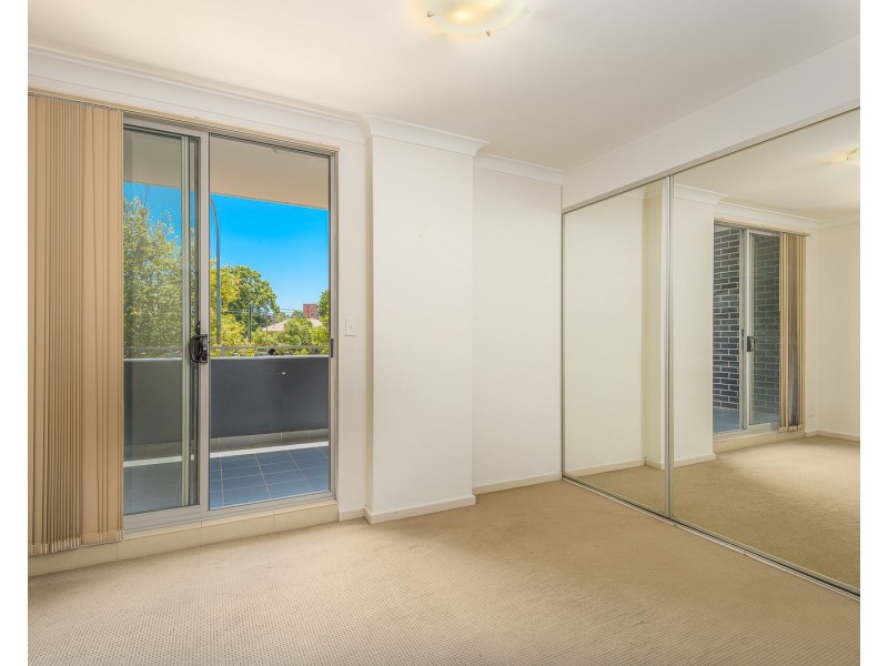 2/286-292 Fairfield Street, Fairfield NSW 2165