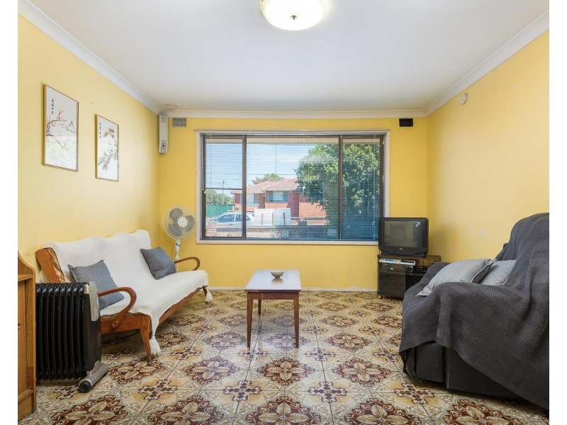 3 Landon Street, Fairfield East NSW 2165