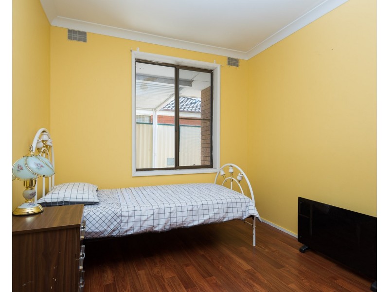 3 Landon Street, Fairfield East NSW 2165