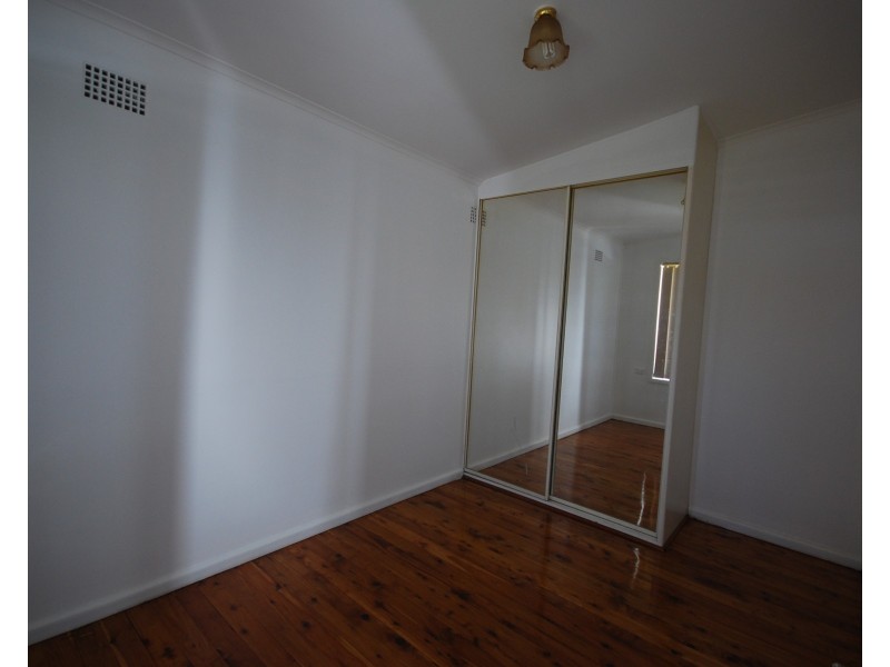 Fairfield West NSW 2165