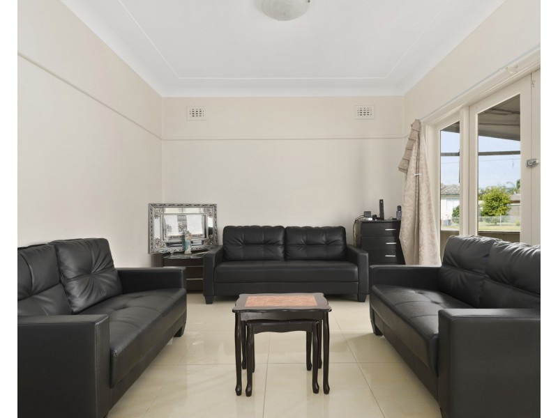 2 Bray Street, Fairfield NSW 2165