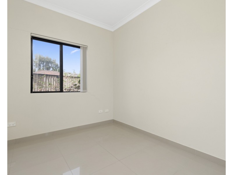 1/11 Wrentmore Street, Fairfield NSW 2165