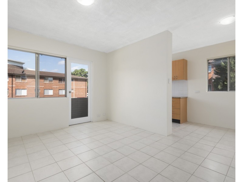 21/188 Sandal Crescent, Carramar NSW 2163