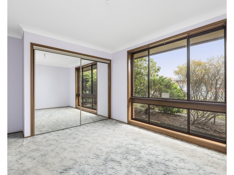 16 Whitlam Avenue, Edensor Park NSW 2176