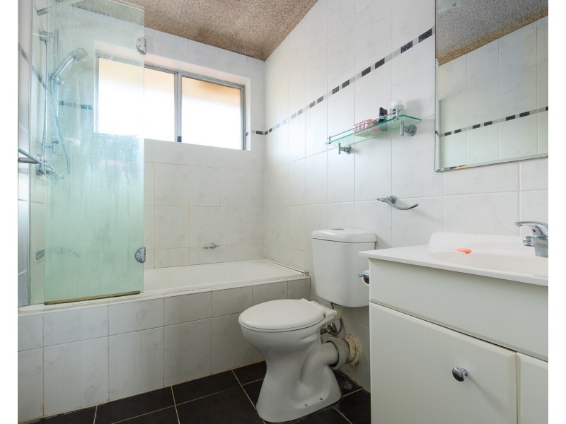 12/21 York Street, Fairfield NSW 2165