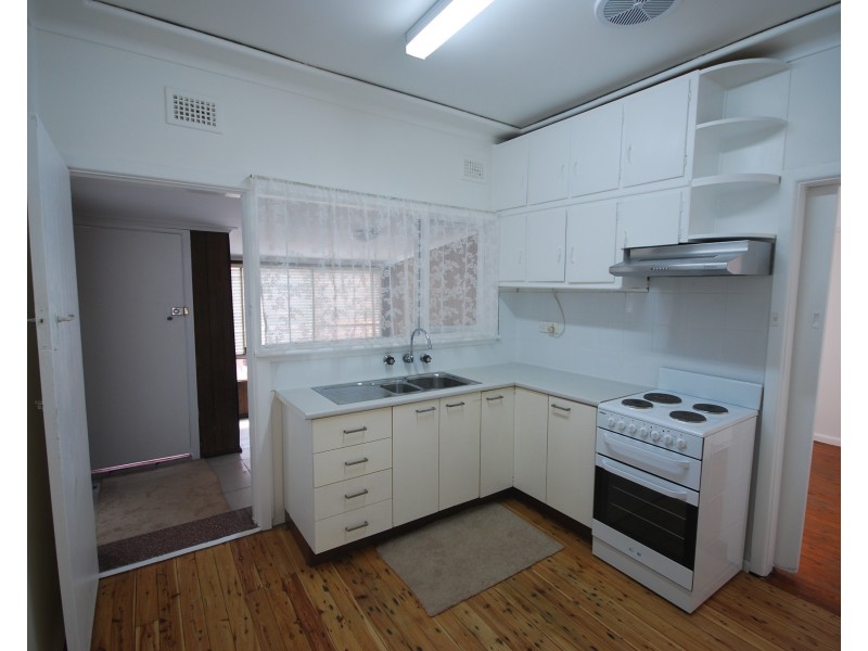 Canley Heights NSW 2166