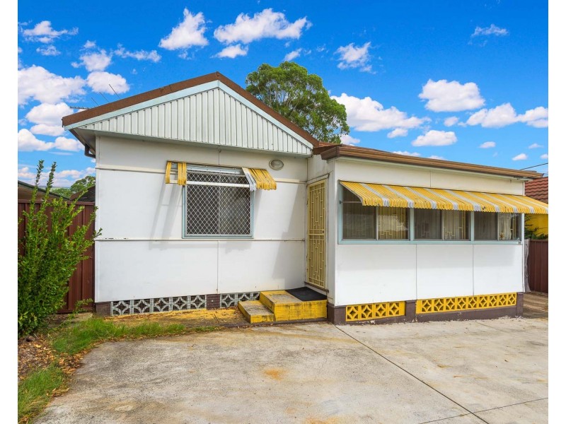 92 Denison Street, Carramar NSW 2163