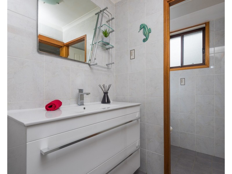 7 Benghazi Street, Bossley Park NSW 2176