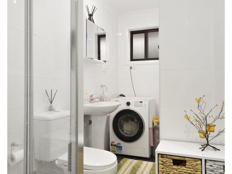 7 Benghazi Street, Bossley Park NSW 2176