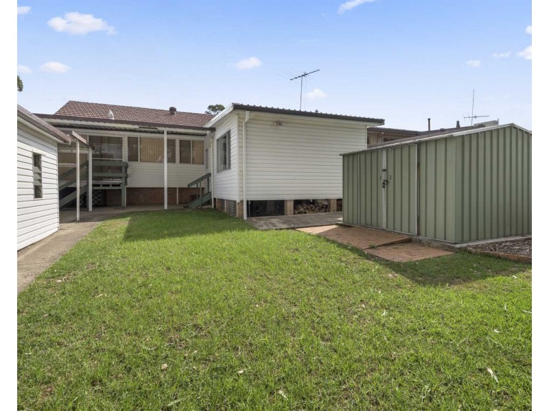 7 Treloar Crescent, Chester Hill NSW 2162