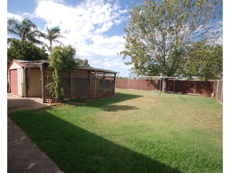 Fairfield West NSW 2165