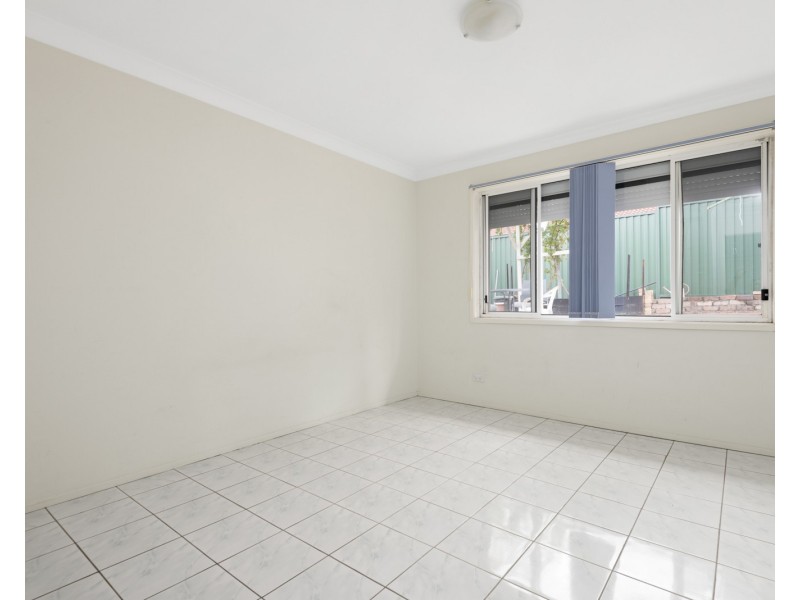 5 Opal Place, Bossley Park NSW 2176