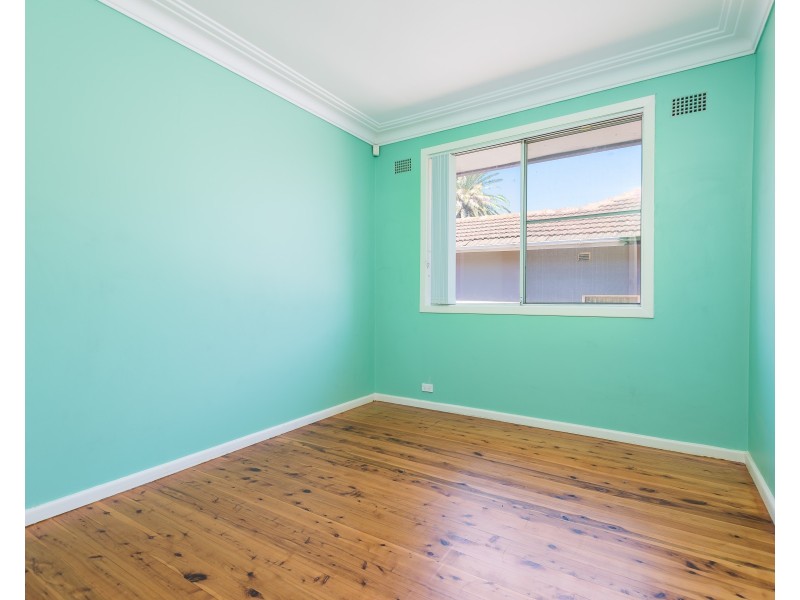 Fairfield East NSW 2165