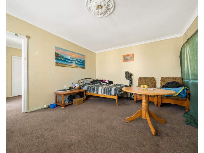 78 The Grove, Fairfield NSW 2165